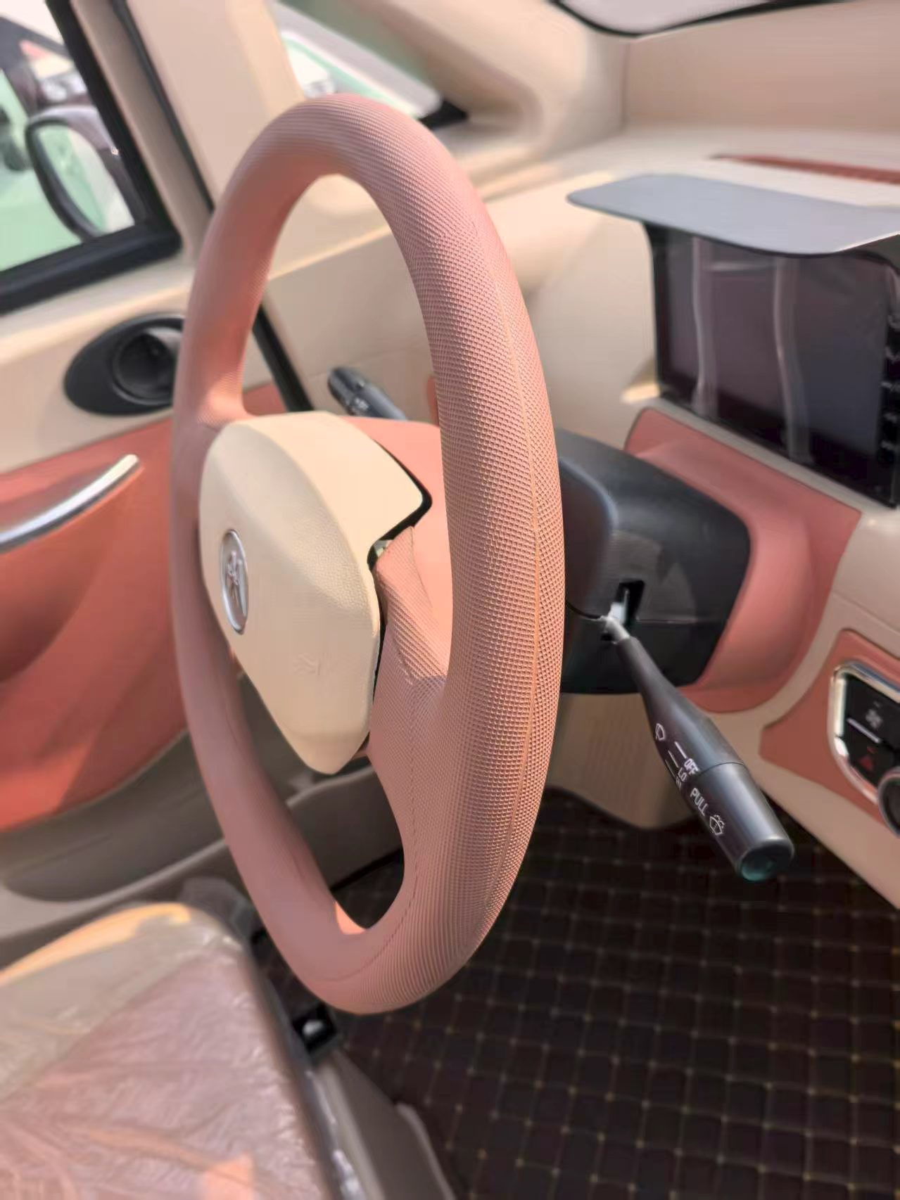 Automotive Steering Wheel